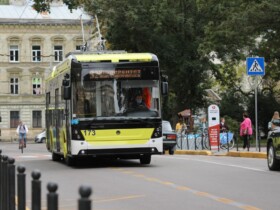 32 тролейбус Львів