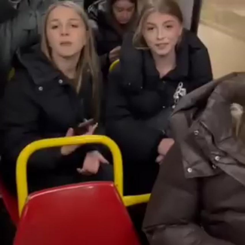 У львівському трамваї молодь побила дівчину (ВІДЕО)