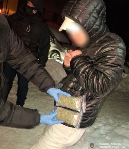 У Львові затримали 21-річного чоловіка за продаж канабісу в Instagram