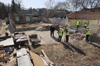 У Білогорщі стартувала відбудова зруйнованого дроном музею Шухевича