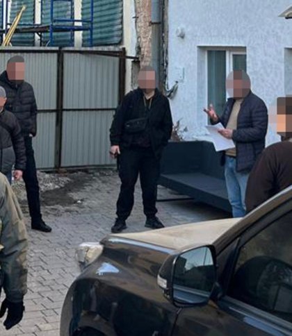 Двірник, водій та сантехнік: правоохоронці розповіли деталі фіктивного бронювання у Львові