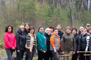 На Львівщині висадили гектар лісу в пам’ять про полеглого воїна-лісівника Андрія Позняка